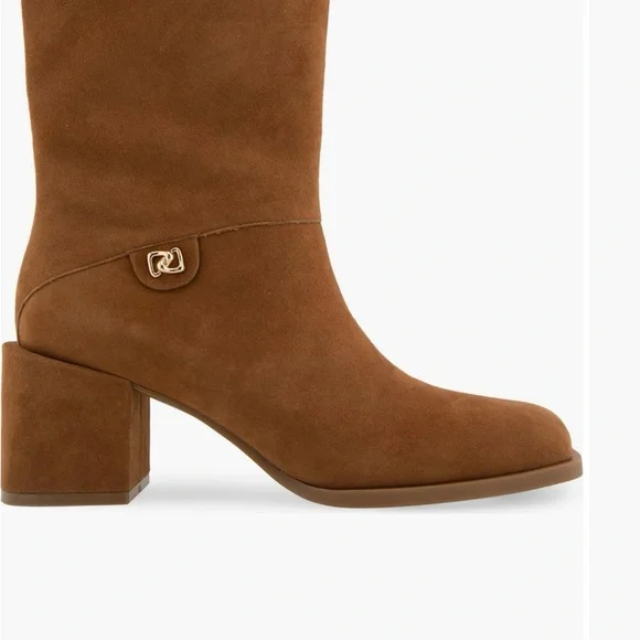 AEROSOLES Women's Dark Olive Green Heeled Boots- Style- ORO. - Picture 6 of 8